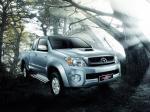 Toyota Hilux Extended Cab 2008 года
